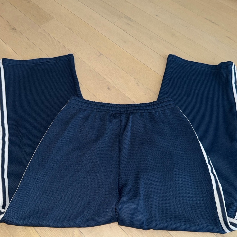 Adidas Navy Blue Pants Size M - Woman’s - Picture 3 of 4